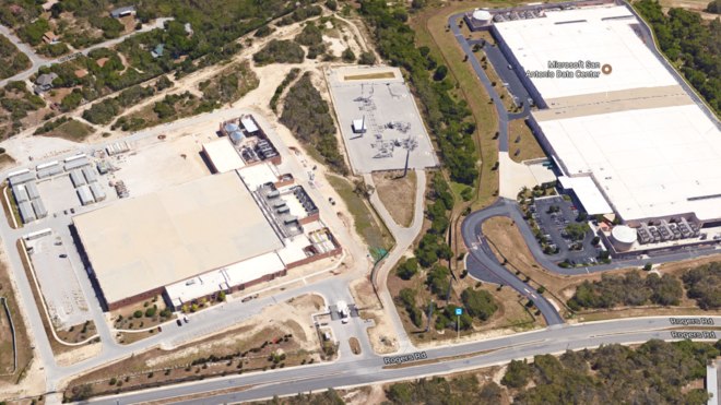 微软洽谈锁定雪佛龙70亿美元燃气电站项目供电协议微软公司正与雪佛龙公司以及投资基金Engine No.1进行排他性谈判，商讨一项长期协议，为西德克萨斯州一座巨型能源综合体提供支撑，从而为一个大型数据中心园区提供电力