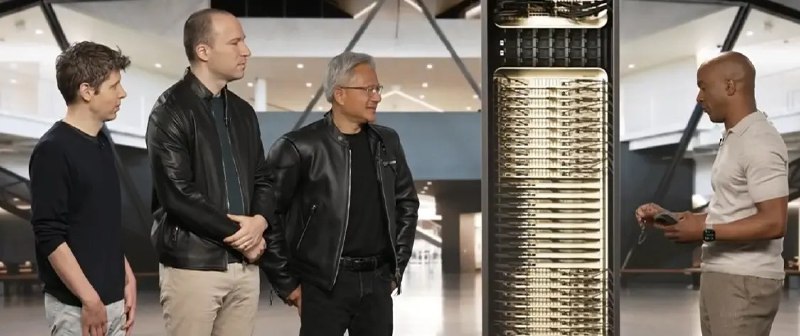 黄仁勋、奥特曼回应千亿美元合作：庞大项目、OpenAI要做三件事据CNBC报道，英伟达和OpenAI周一宣布，英伟达将向OpenAI投资高达1000亿美元，以支持后者建设价值数千亿美元、基于英伟达AI处理器的数据中心