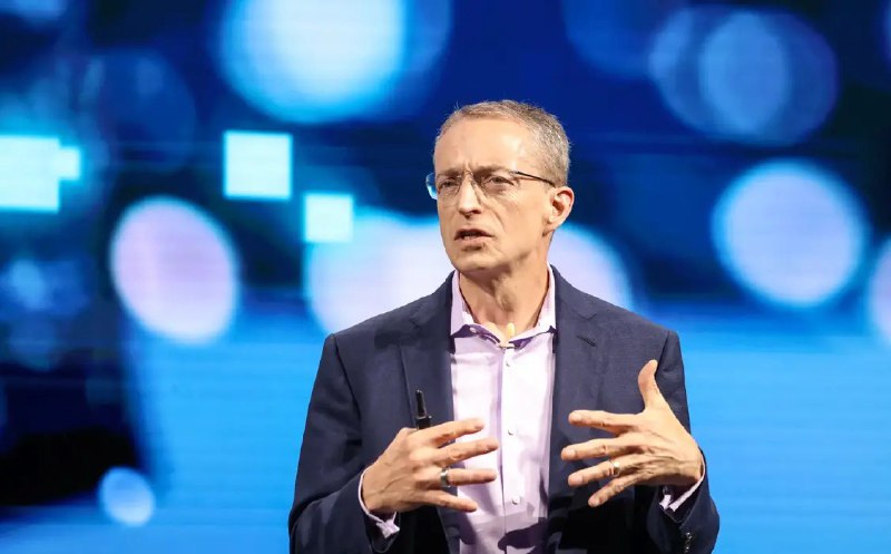 英特尔前CEO：过去15年公司连锁犯错 AI正处于泡沫中10月14日，据《商业内幕》报道，英特尔前CEO帕特·基辛格(Pat Gelsinger)在接受采访时回顾了自己在英特尔的任职，并表示AI行业现在处于泡沫中