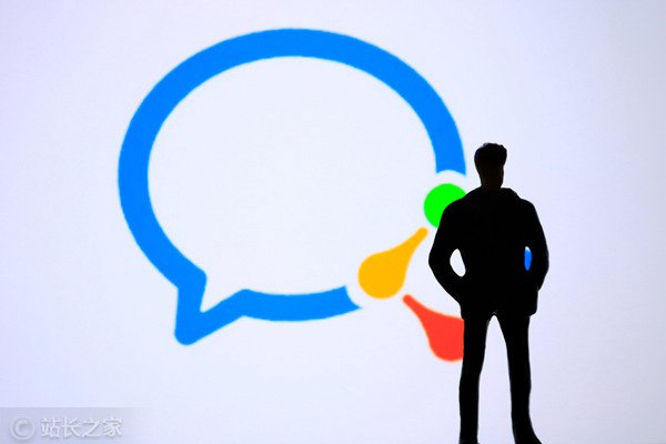 企业微信接入OpenClaw升级：支持扫码一键部署与自动化文档操作企业微信宣布其接入OpenClaw能力实现重大版本进化，通过上线“扫码即接入”与“文档自动化操作”两大核心功能，将企业AI智能体的应用门槛降至新低