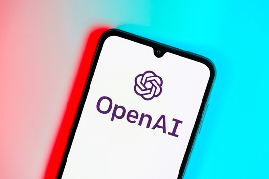 曝OpenAI曾讨论疯狂计划 像《使命召唤》反派那样挑拨世界大国对立《纽约客》杂志近日发表了一篇关于OpenAI首席执行官山姆·奥特曼的长篇调查报道，揭露了这家科技巨头内部曾讨论过一项极具争议的“疯狂”战略计划，其戏剧性堪比《使命召唤》系列游戏的剧情