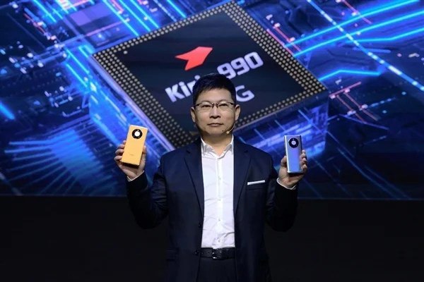 DeepSeek已向华为等提供V4模型优先测试据外媒最新报道称，DeepSeek已经将自己最新的大模型交给了国内厂商（软件和硬件）优先测试，其中就包含了华为