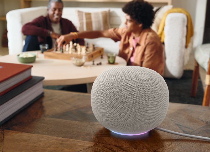 Google展示基于Gemini的Google Home智能音箱 2026年春季上市Google今日预告了其下一代旗舰智能家居设备——搭载AI助手Gemini的Google Home智能音箱，预计于2026年春季正式发售