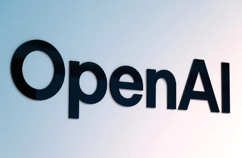 “红色警报”不稀奇 OpenAI高管透露：公司曾多次拉响聚焦一件事据彭博社报道，本月早些时候，OpenAI CEO萨姆·奥特曼(Sam Altman)在公司拉响“红色警报”的决定可能引发了行业关注，但对于这家AI公司而言，这并非首次