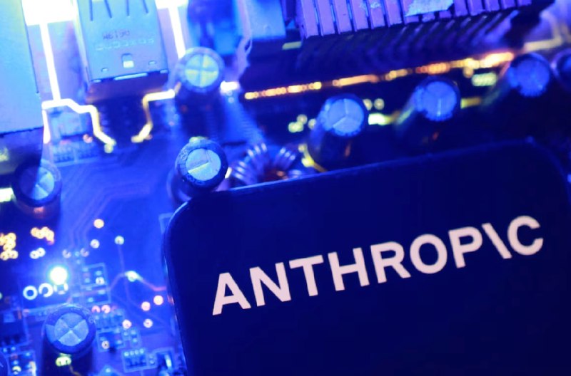 Anthropic 2万亿美元IPO生变：招股书推迟公布 中期选举前上市据路透社报道，知情人士周五称，Anthropic预计最早将于10月中旬开始推介其首次公开招股(IPO)，并在11月美国中期选举前几天完成上市