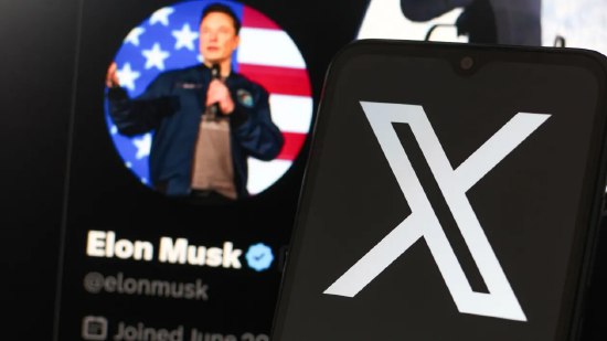⚖️ X公司诉苹果OpenAI案续留得州沃思堡审理，法官讽刺建议涉案公司迁总部联邦法官马克・皮特曼裁定，X公司及xAI公司指控苹果与OpenAI试图维持人工智能市场垄断地位的诉讼，将继续由得克萨斯州沃思堡的联邦法院审理