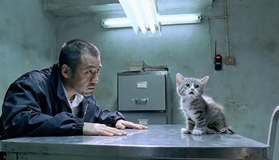 千问APP首发灰测HappyHorse 可一键做TVB港风短片4月27日下午，千问APP首发灰测阿里视频模型HappyHorse，用户点击首页下方“HappyHorse”按钮即可体验