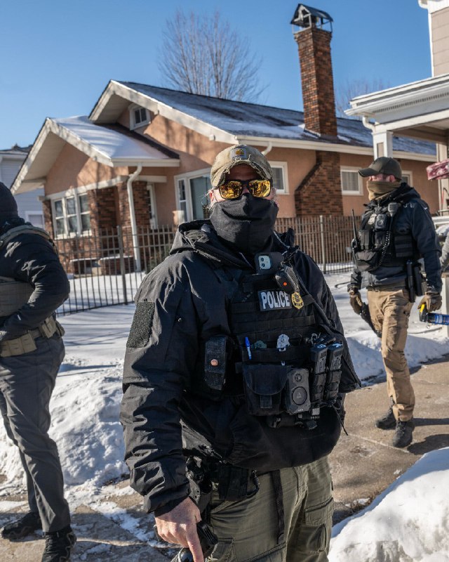 📉 全球人口萎缩趋势难解气候与就业危机 人口趋势与技术挑战全球出生率普遍下降，中国人口预计到本世纪末将减半，全球人口可能在50至60年内开始萎缩