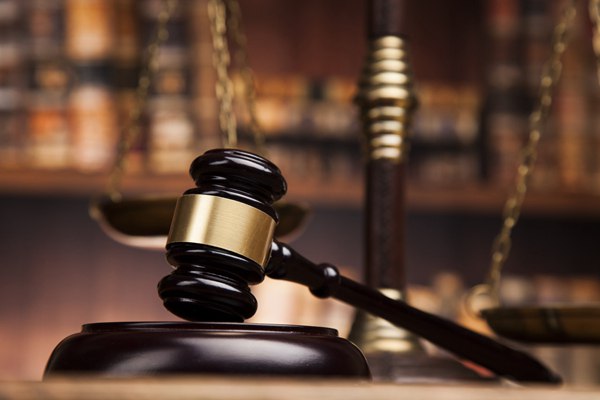 上海首例涉AI提示词著作权案宣判：提示词不具备作品独创性随着生成式人工智能技术的发展，AI 输出的内容的法律属性引发了广泛关注，特别是输入端的提示词问题逐渐被重视