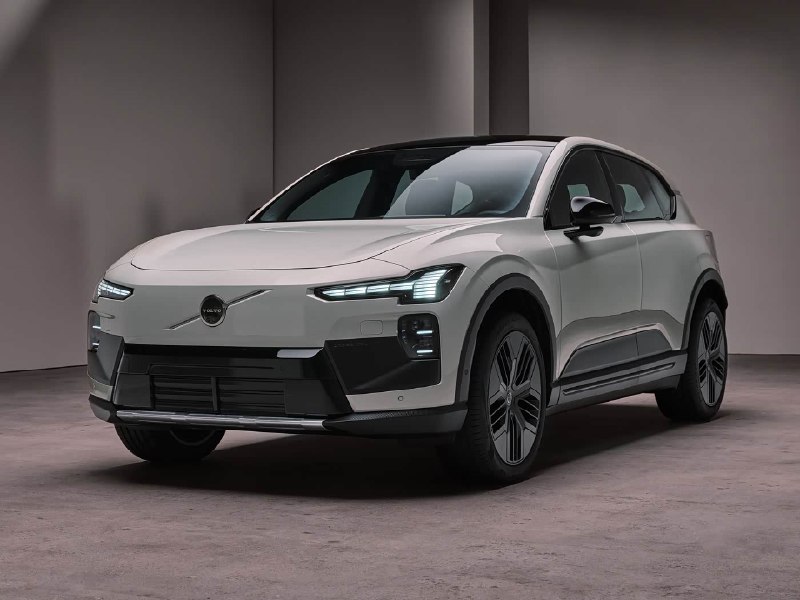 沃尔沃EX60全球首秀 最大纯电续航810km沃尔沃正式发布全新纯电SUV车型沃尔沃EX60 ，该车基于纯电平台SPA3打造，最大纯电续航里程可达810km，超越了其核心竞品宝马iX3的标准纯电续航（WLTP续805公里）