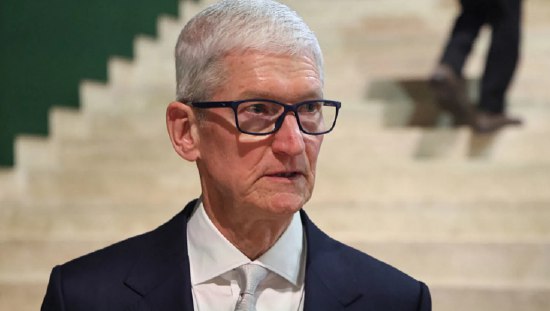 苹果CEO库克：明尼阿波利斯事件令我心碎 已与特朗普沟通苹果公司CEO库克本周在致员工的备忘录中表示，明尼阿波利斯的局势令他“心碎”，并呼吁缓和紧张局势