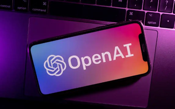 OpenAI新政策挽留人才：取消新员工股权归属等待期AI领域人才竞争日趋激烈，为吸引顶尖人才，OpenAI近期取消了一项针对新员工的“期权授予期”政策
