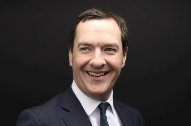 借知名政客推进布局 OpenAI聘请英国前财长与各国合建AI基础设施据彭博社报道，OpenAI已聘请英国前财政大臣乔治·奥斯本(George Osborne)领导一项与各国政府合作建设AI基础设施的新计划