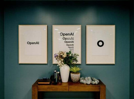 ChatGPT涉及多起致死案件据调查文件披露，ChatGPT的拟人化交互功能已诱发近50起心理危机事件，其中9人住院住院治疗，3人死亡