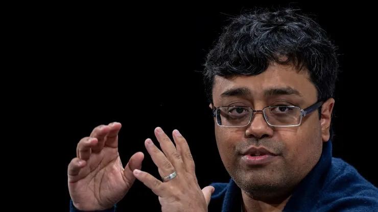 ↩️🖼 Stability AI 解雇了约 10%的员工 Stability AI 在宣布扩大其新旗舰模型的访问权限后的第二天就裁掉了 20 名员工