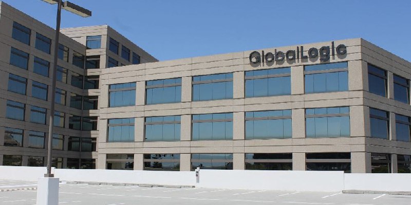 劳资纠纷持续升级 Google无预警裁员200名AI合同工近年来，随着生成式AI的普及导致裁员现象屡见不鲜，如今连协助开发AI技术的合同工也未能幸免