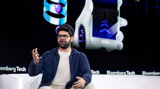 Perplexity指控亚马逊借法律威胁打压Comet浏览器周二，Perplexity AI指责亚马逊“霸凌”其用户