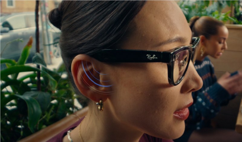 Meta AI 眼镜重磅升级:新增“对话聚焦”和 Spotify 视觉配乐功能Meta 公司周二宣布对其 Ray-Ban Meta 和 Oakley Meta HSTN 智能眼镜进行软件更新（v21），推出了两项关键新功能:“对话聚焦”以增强嘈杂环境中的听力清晰度，以及与 Spotify 合作的“视觉配乐”功能